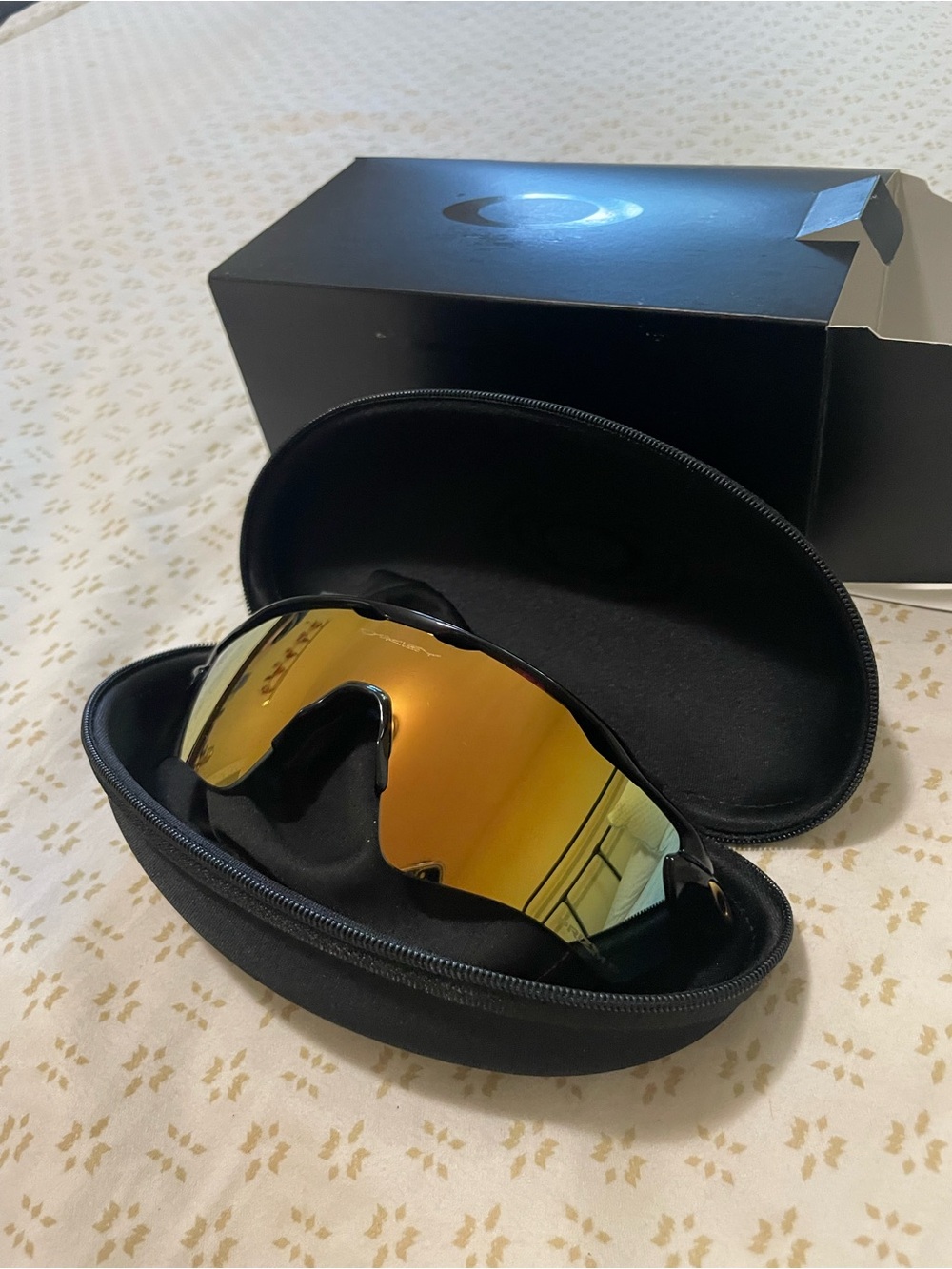 Oakley Radar EV Path Sunglasses Black Frame with Gold Lens